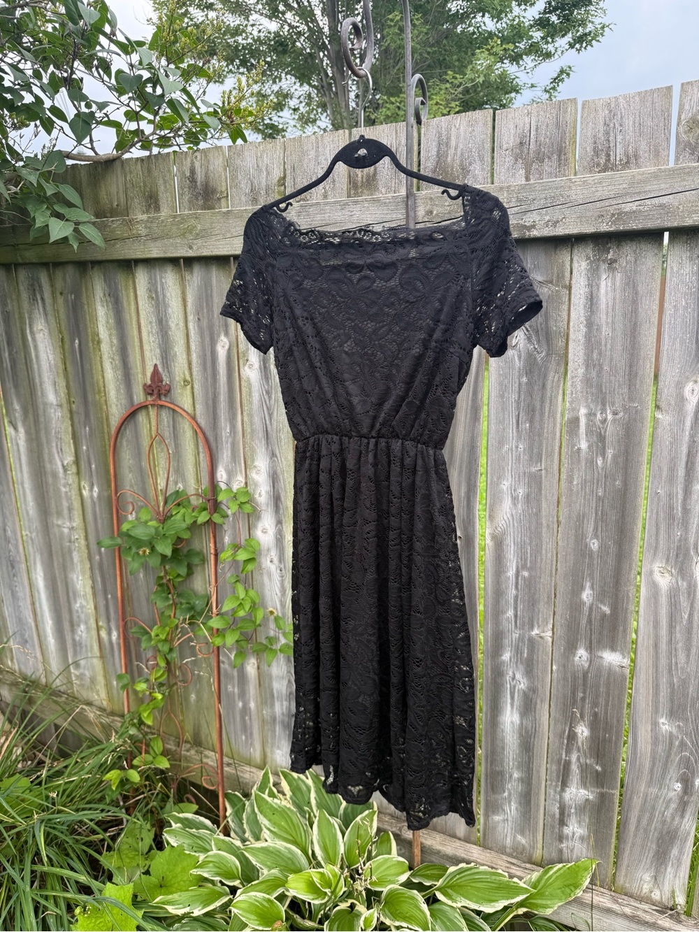 Women's Black Lace Midi Dress with Short Sleeves